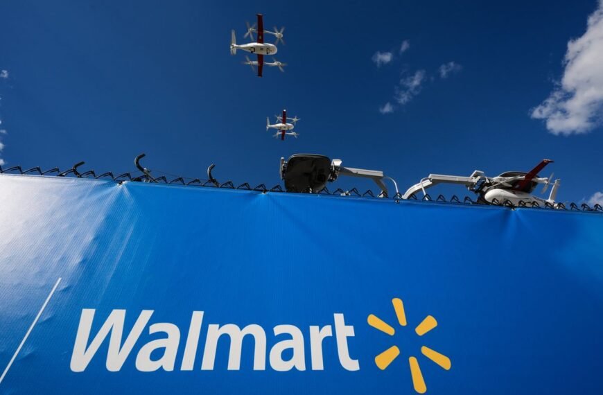 Walmart delivers another strong quarter but economic uncertainty clouds outlook for retail sector