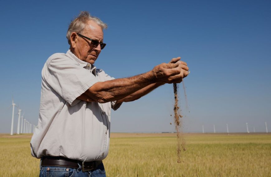 Kansas farmers pulled by weather extremes and growing…