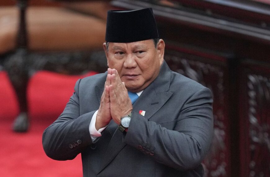 Indonesia tightens state control over exports of vital commodities