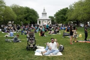Census: Texas leads the U.S. in having more kids, but the state’s fertility rate is still falling