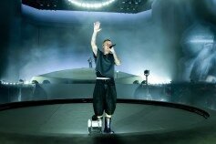 Justin Bieber Makes 2026 NHL Draft Appearance, Announces Toronto Maple Leafs’ No. 1 Pick
