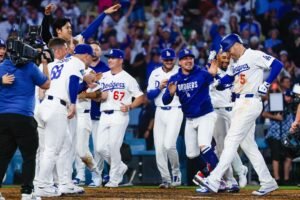 Freddie Freeman hits walk-off home run in Dodgers’&hellip;