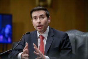 US tells states to deal with unemployment fraud&hellip;