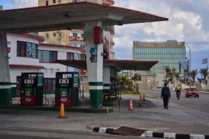 Mexico’s president seeks to restart oil shipments to Cuba as island’s crises deepen