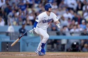 Dodgers’ Kyle Tucker exits game with back spasms;&hellip;