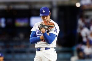 Shaikin: Shohei Ohtani’s knee troubles creating a major pitching dilemma for Dodgers