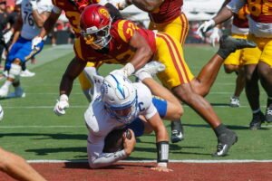 Swanson: Lincoln Riley’s latest defensive reboot at USC is nowhere close to playoff-ready